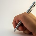 Как правильно держать пишущую ручку?